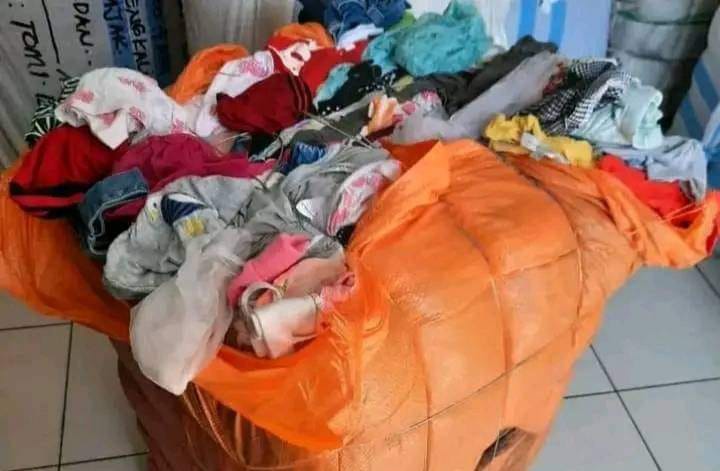 Pakaian bekas yang masuk ke Nusa Tenggara Timur bakal ditertibkan. Foto: Ist.