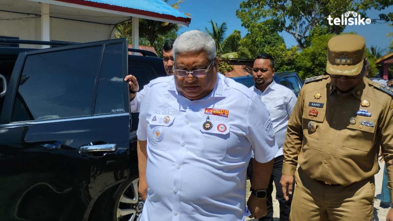 Dana hibah yang diberikan Pemprov Sulawesi Tenggara sebesar Rp 10 miliar telah masuk pada APBD Muna Barat buat pembangunan perkantoran dan masjid agung. Foto: Putri Wulandari/Telisik