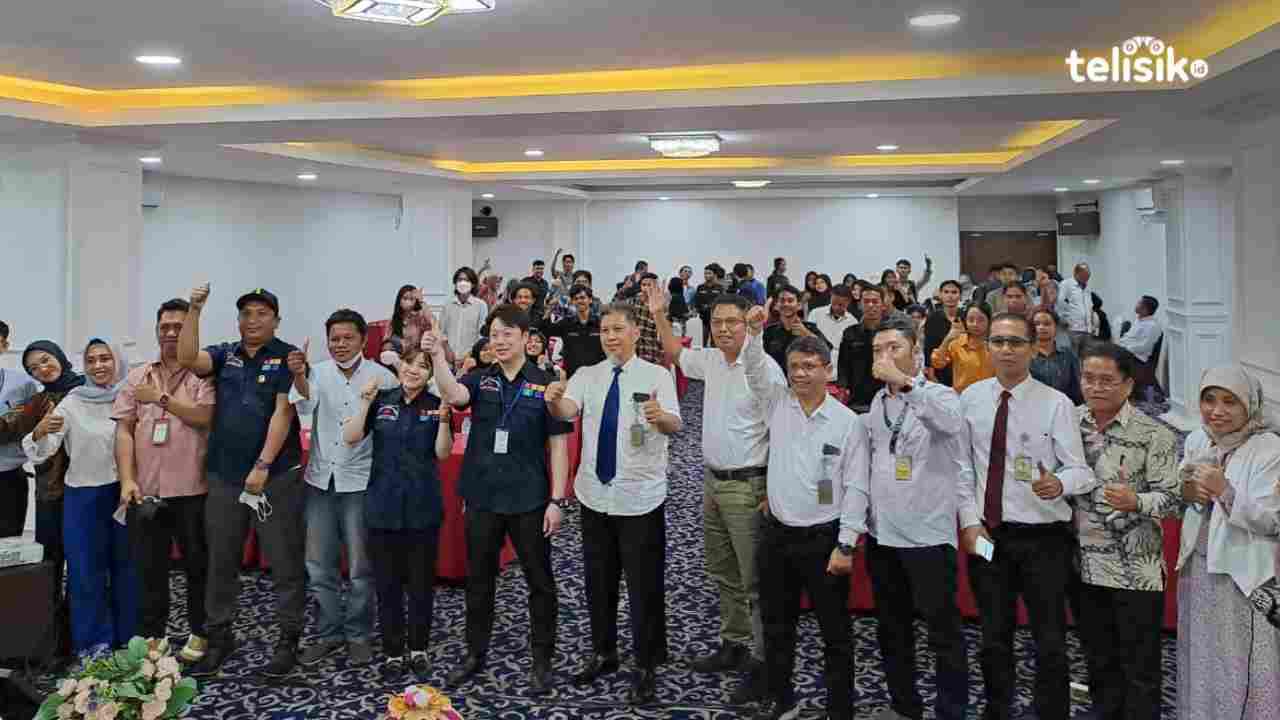 Melalui program MBKM mahasiswa bisa magang ke luar negeri dengan gaji fantastis. Foto: Wa Ode Ria Ika Hasana/Telisik