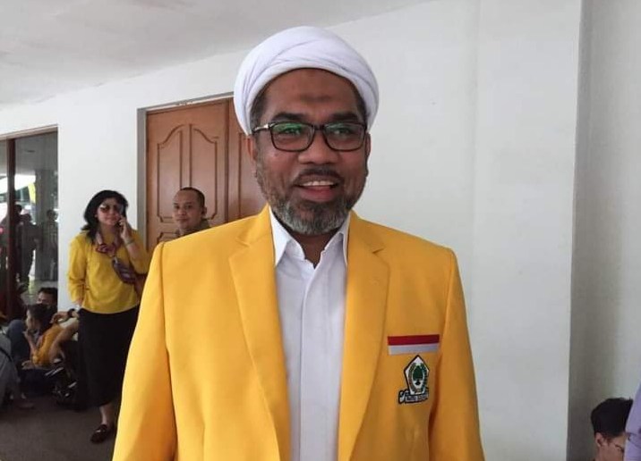 Ali Mochtar Ngabalin mengaku tidak akan tarung di pemilihan gubernur (pilgub) Sulawesi Tenggara. Foto: Repro Facebook Ali Mochtar Ngabalin
