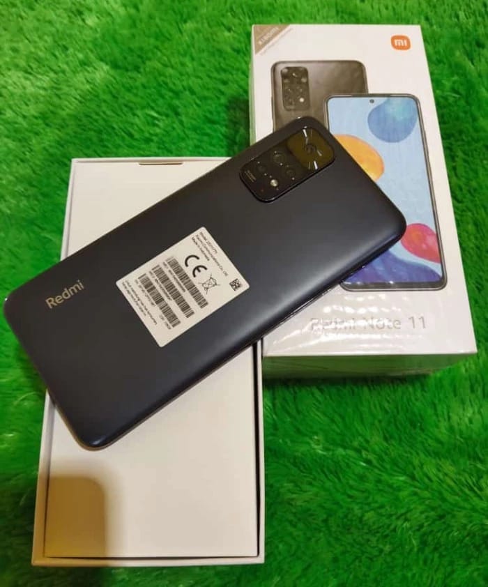 HP Redmi Note 11 dengan spesifikasi standar namun tidak murahan cocok untuk semua kalangan. Foto: Repro Tokopedia.com