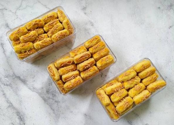 Kue kering banyak diminati saat lebaran, bisa Anda sajikan sebagai momen berjumpa dengan keluarga dan kerabat. Foto: Repro Blog.evermos.com