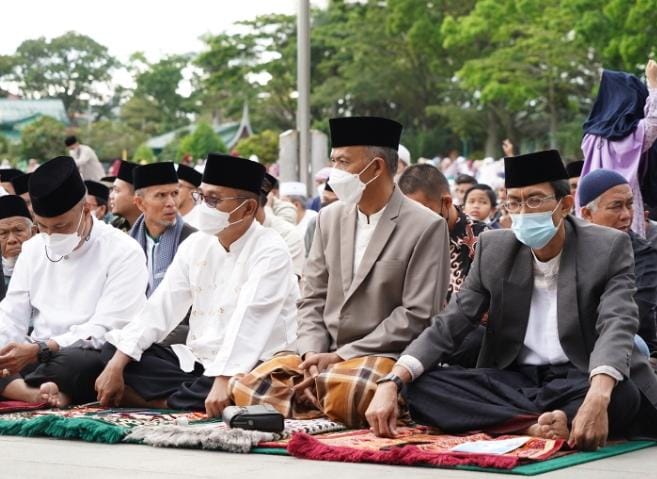 Hari Raya Idul Fitri 2023 versi pemerintah dan NU masih menunggu sidang isbat pada 20 April mendatang sedangkan Muhammadiyah sudah menetapkan 1 Syawal 1444 Hijriah jatuh pada 21 April 2023. Foto: Repro Bukittinggikota.kemenag.go.id
