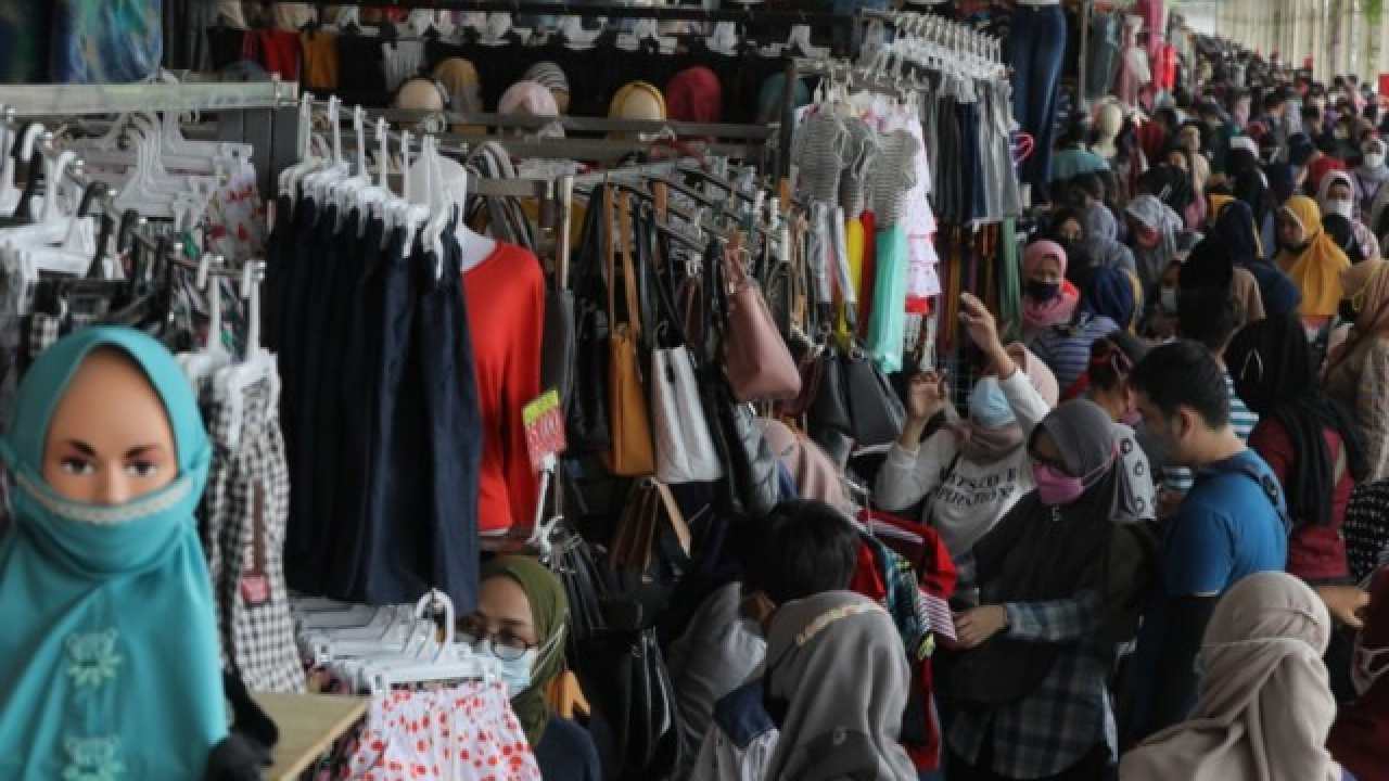 Momen lebaran memicu perputaran ekonomi karena meningkatnya daya beli dan konsumsi masyarakat. Foto: Medcom.id
