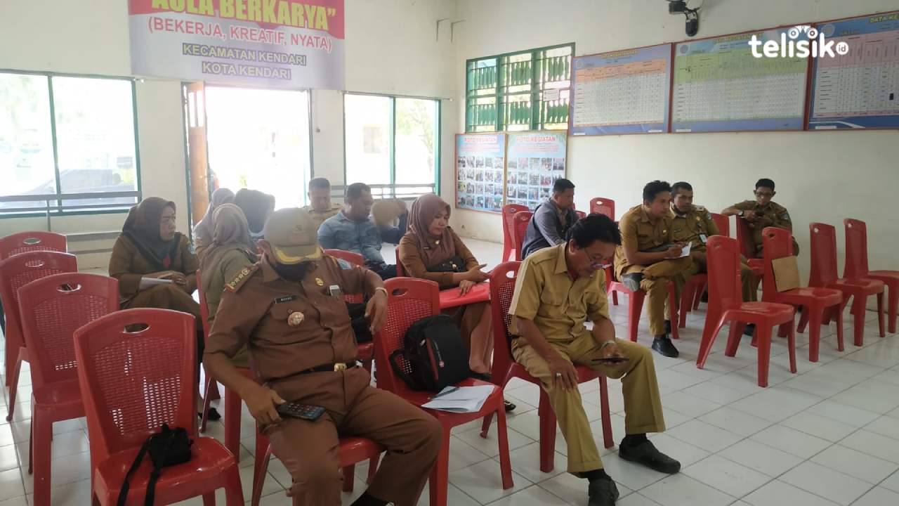 Koordinasi lurah di Kecamatan Kendari dalam kontribusi ciptakan Kendari sebagai kota sehat. Foto: Adinda Septia Putri/Telisik