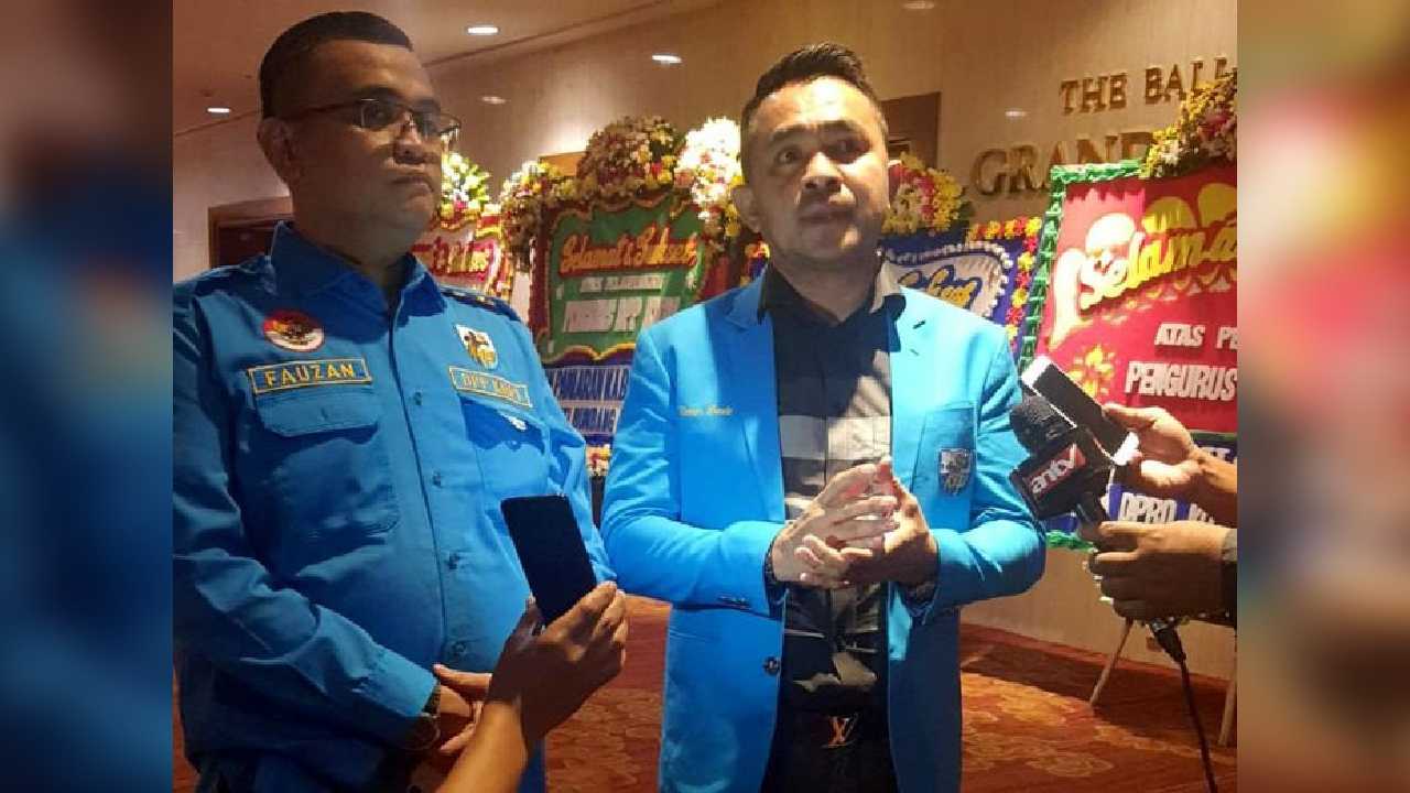 La Ode Umar Bonte klarifikasi dan minta maaf atas pernyataan dalam unggahan TikToknya yang dianggap rasis terhadap bakal calon Presiden Anies Baswedan. Foto: Repro Detik.com
