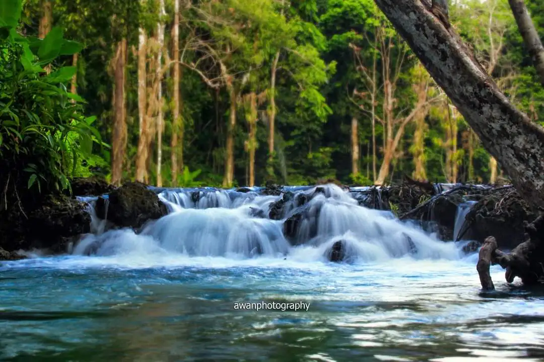 Permandian Fotuno Sangia memiliki air terjun yang tidak terlalu tinggi tetapi sangat sejuk dipandang dan menjadi spot foto menarik. Foto: Repro Fb Awan Ramadhan Riccen
