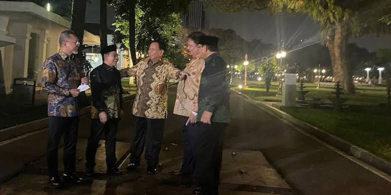 Pertemuan enam Ketum Parpol di Istana dikritik karena dianggap menyalahgunakan istana untuk kepentingan politik. Foto: Repro Politik.rmol.id