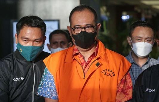 Mantan pejabat Ditjen Pajak, Rafael Alun Trisambodo telah ditetapkan KPK sebagai tersangka TPPU. Foto: Kompas.com
