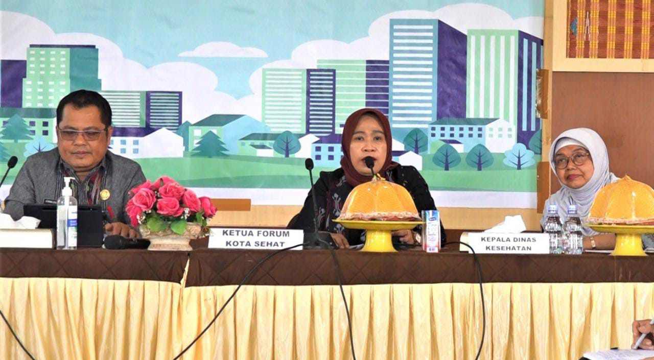 Tim Kota Sehat Kota Kendari menggelar rapat evaluasi penilaian kota sehat tingkat nasional. Foto: Ist.