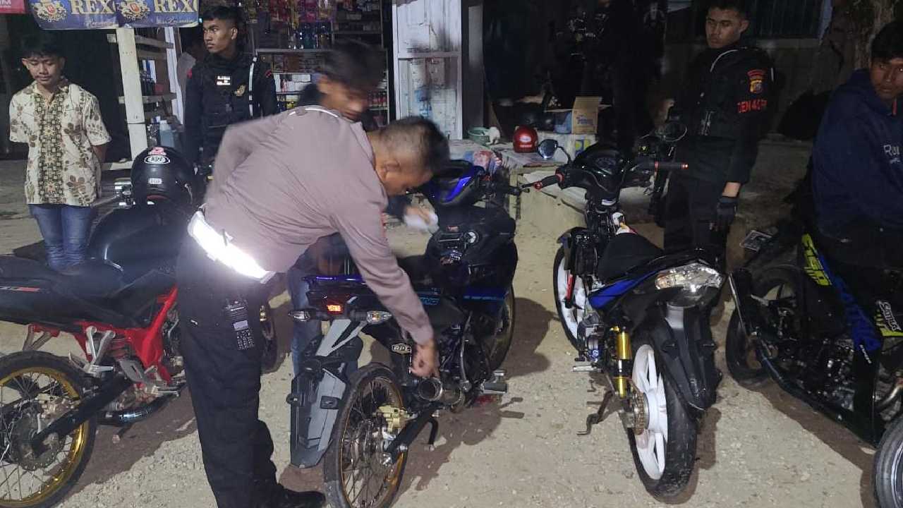 Tilang manual kembali diberlakukan di Kota Kendari, mulai Senin besok. Foto: Ist.