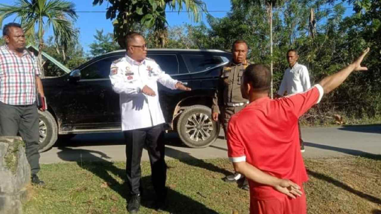 Pj Bupati Muna Barat, Bahri hati-hati dalam pembangunan pusat perkantoran Bumi Praja Laworoku. Foto: Ist.