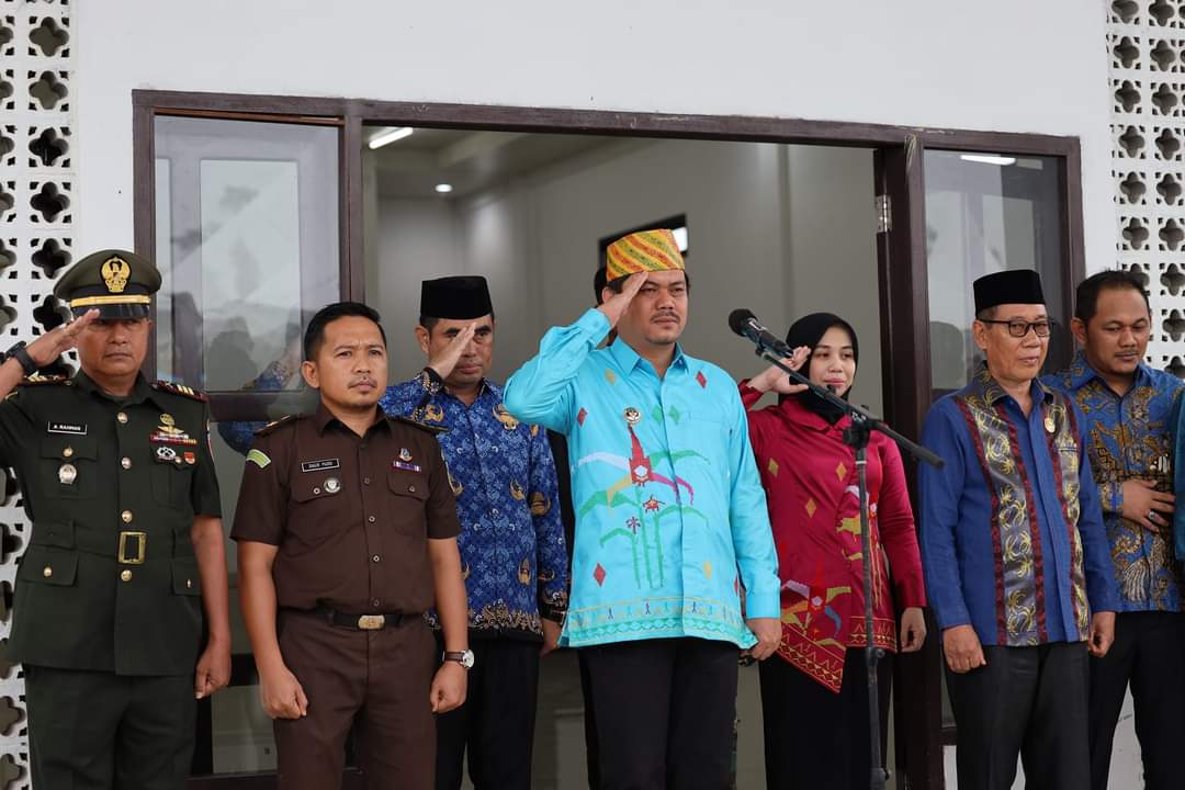 Pemkab Kolaka Timur gelar upacara bendera memperingati hardiknas tahun 2023. Foto: Ist.