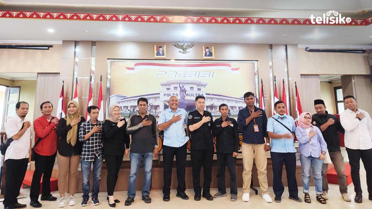 Polda Sulawesi Tenggara mengikuti dialog kemerdekaan pers dan perlindungan jurnalis, Rabu (31/5/2023). Dialog publik itu diselenggarakan Divisi Humas Polri. Foto: Ibnu Sina Ali Hakim/Telisik