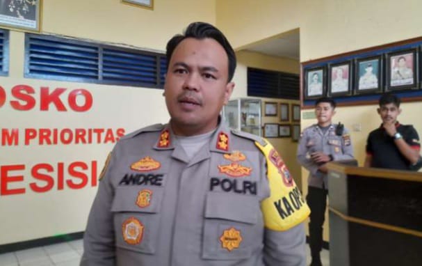 Ketgam: Kapolres Ende, AKBP Andre Librian mengaku pihaknya telah menggagalkan percobaan perdagangan manusia. Foto: Ist.