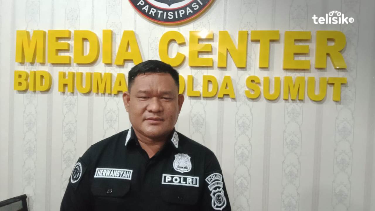 Kasubbid Penmas Bidang Humas Polda Sumatera Utara, AKBP Herwansyah Putra ketika memberikan keterangan kepada sejumlah awak media. Foto: Reza Fahlefy/Telisik