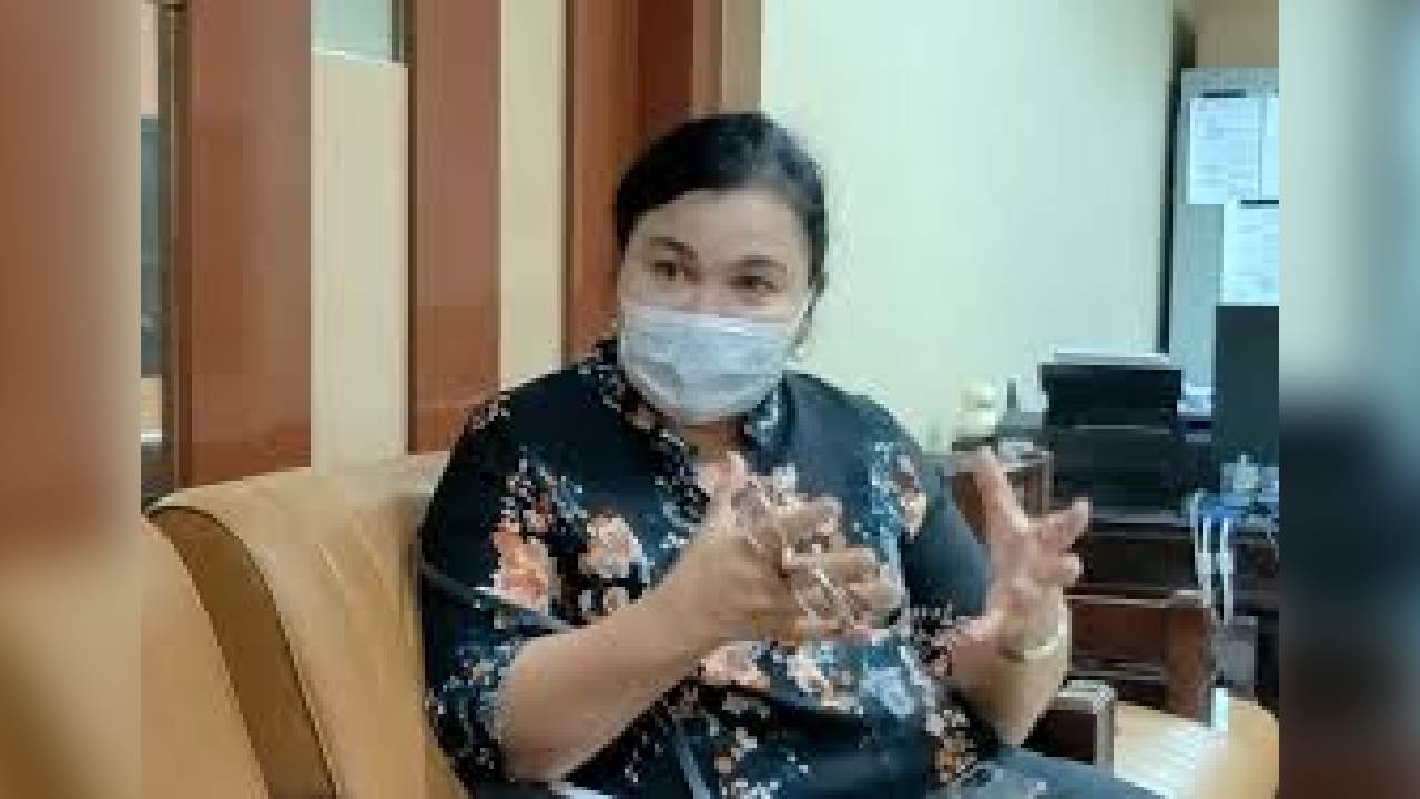 anggota DPRD Hari Putri Lestari, saat menjelaskan pentingnya posko pengaduan online terkait upaya pencegahan TPPO di Jawa Timur: Foto: Ist.