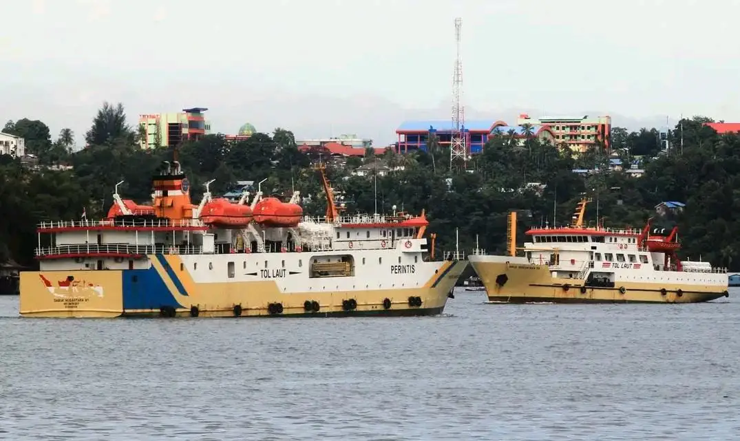 KM Sabuk Nusantara 78, salah satu armada kapal PT Pelni yang melayani pelayaran berbagai rute di perairan Indonesia. Foto: Repro Facebook PT Pelni