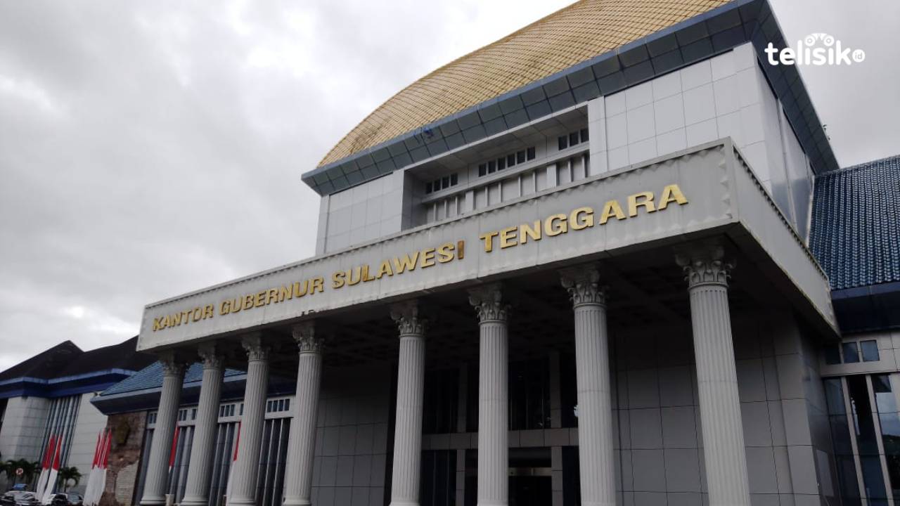 Pembangunan gedung baru kantor Gubernur Sulawesi Tenggara didesain untuk menyatukan antara gedung lama dan gedung baru. Foto: Nur Khumairah/Telisik