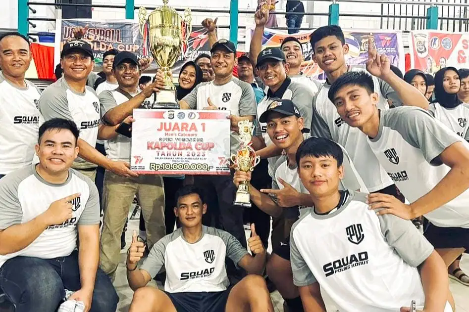 Polres Konawe Utara berhasil menjuarai turnamen bola voli putra Kapolda Sulawesi Tenggara Cup 2023, dalam rangka HUT Bhayangkara ke-77. Foto: Ist.