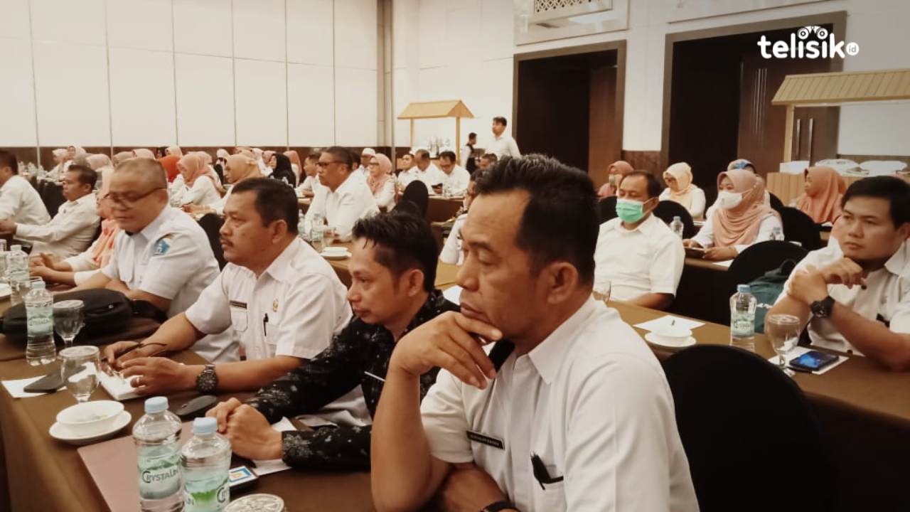 Peserta bimtek yang diikuti oleh 141 kepala sekolah jenjang TK, SD dan SMP se-Kota Kendari. Foto: Nur Khumairah/Telisik