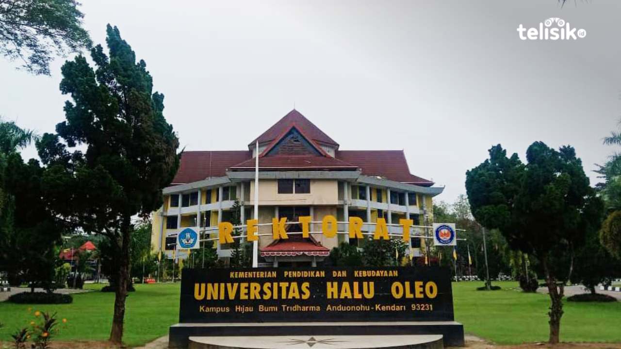 UTBK SMM UHO Kendari serentak dilaksanakan di UHO dengan daya tampung sekitar 30 persen dari setiap program studi. Foto: Wa Ode Ria Ika Hasana/Telisik