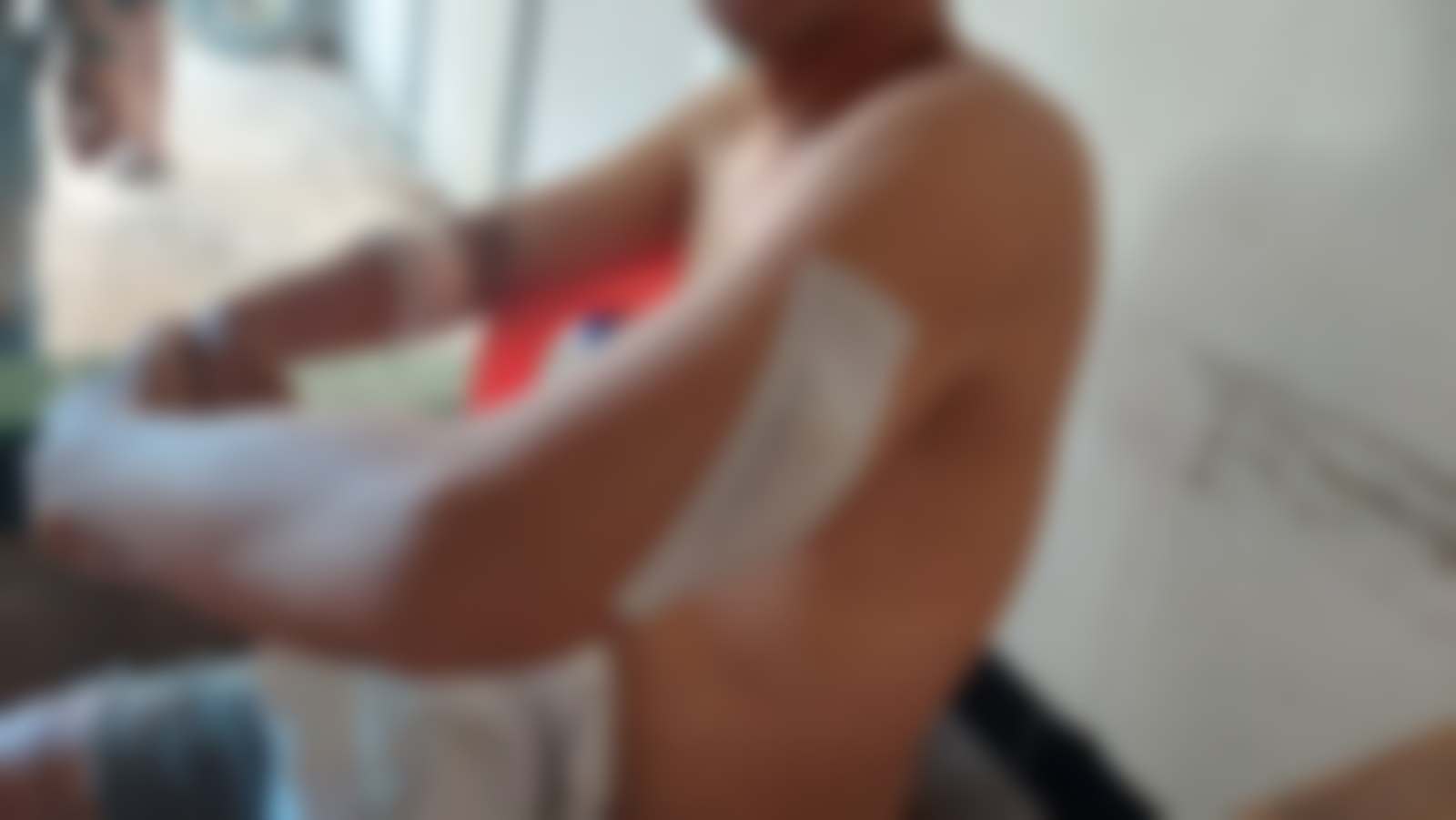 Seorang wartawan online di Kota Baubau ditikam orang tak dikenal. Polisi didesak untuk menangkap pelaku secepatnya. Foto: Ist.