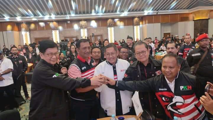 Munaslub PKN dalam rangka pergantian ketua umum dari Gede Pasek Suardika kepada Anas Urbaningrum. Foto: Ist.
