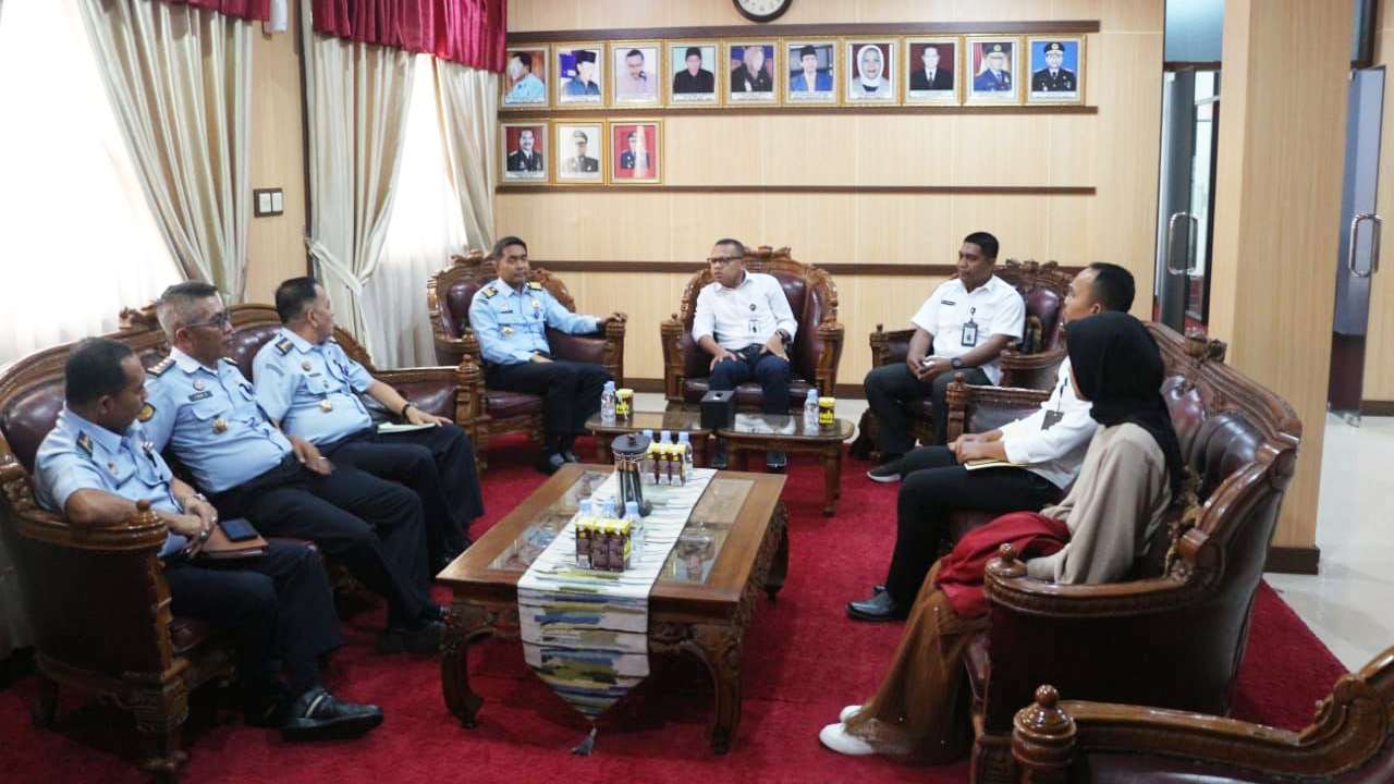 Komisi Yudisial perwakilan Sulawesi Tenggara melakukan kunjungan ke Kanwil Kemenkumham. Foto: Ist.