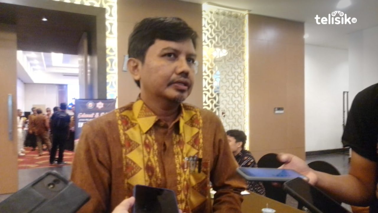 Pengamat politik, M Najib Husain menyebut ada beberapa indikator yang perlu diperhatikan dalam menilai elektabilitas calon Gubernur Sulawesi Tenggara. Foto: Nur Khumairah/Telisik