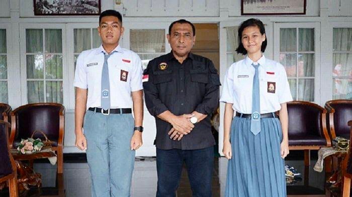 Wiradinata Setya Persada dan Nadira Syalvallah, menjadi utusan Sulawesi Tenggara yang akan bertugas di Istana Negara sebagai paskibraka nasional pada 17 Agustus 2023 mendatang. Foto: Ist.