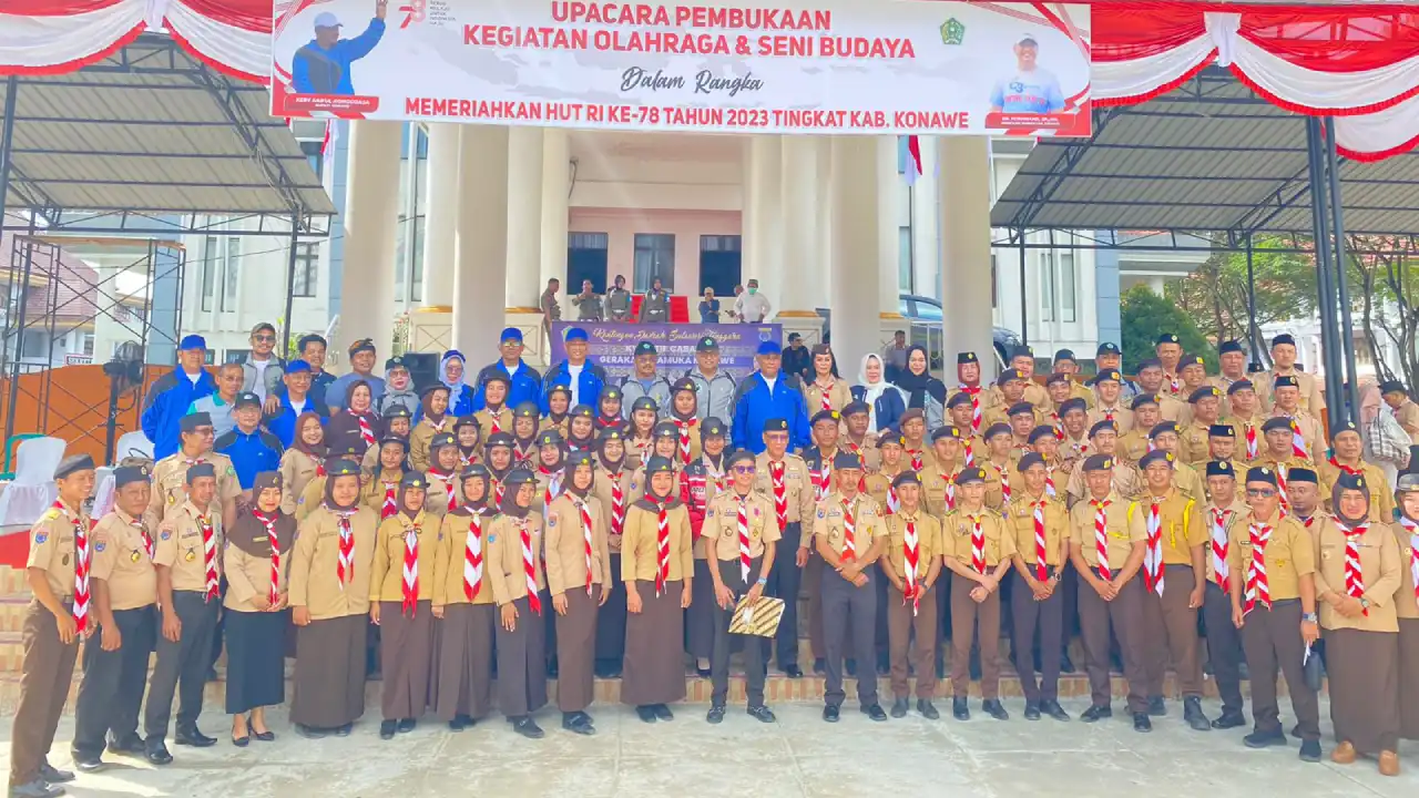 Pelepasan kontingen Pramuka kwartir cabang Konawe untuk mengikuti Rainas ke Jakarta. Foto: Ist.