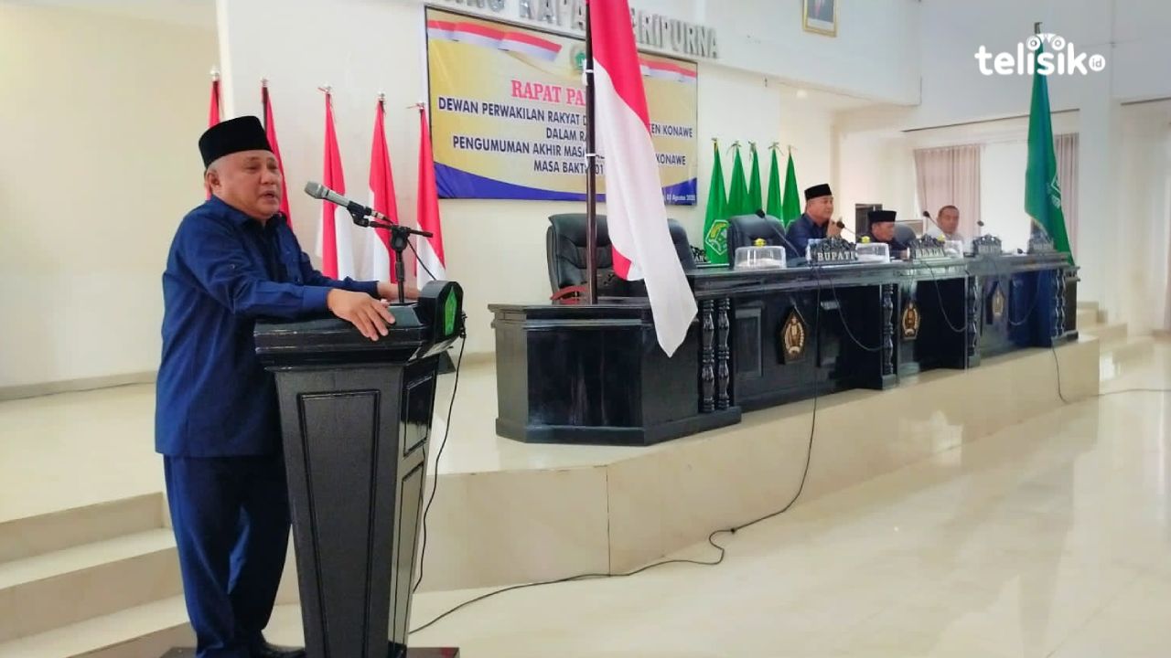 Rapat paripurna penyampaian akhir masa jabatan Bupati Konawe secara resmi. Foto: Sigit Purnomo/Telisik