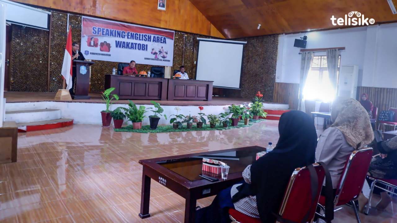 Dalam rangka mendukung pendidikan, Dewan Pendidikan gelar sosialisasi speaking english area untuk mendorong kecakapan berbahasa Inggris bagi penerus pembangunan di Kabupaten Wakatobi. Foto: Wiwik Prihastiwi/Telisik