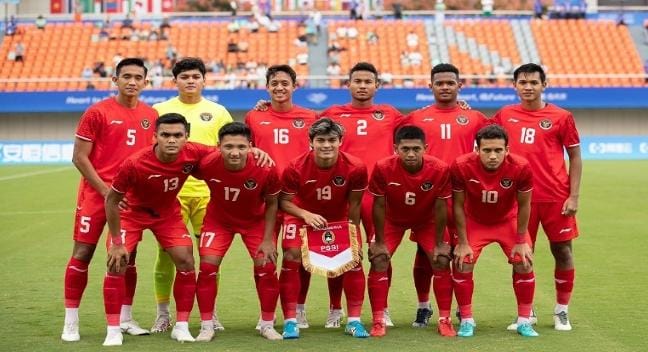 Timnas Indonesia berada di posisi ketiga klasemen akhir Grup F Asian Games 2023, meskipun kalah dari Korea Utara pada matchday ke-3. Indonesia mendapat tiga poin dari tiga laga yang dimainkan. Foto: Okezone.com