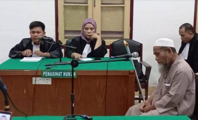 Terdakwa kasus pembunuhan dan pemerkosaan divonis ringan oleh hakim Pengadilan Negeri Medan. Foto: Ist.