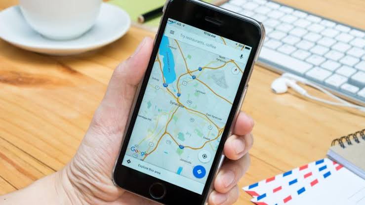 Fitur Google Maps offline, pengguna bisa membuat rute perjalanan menuju lokasi tertentu tanpa koneksi internet. Foto: Repro Dafunda.com