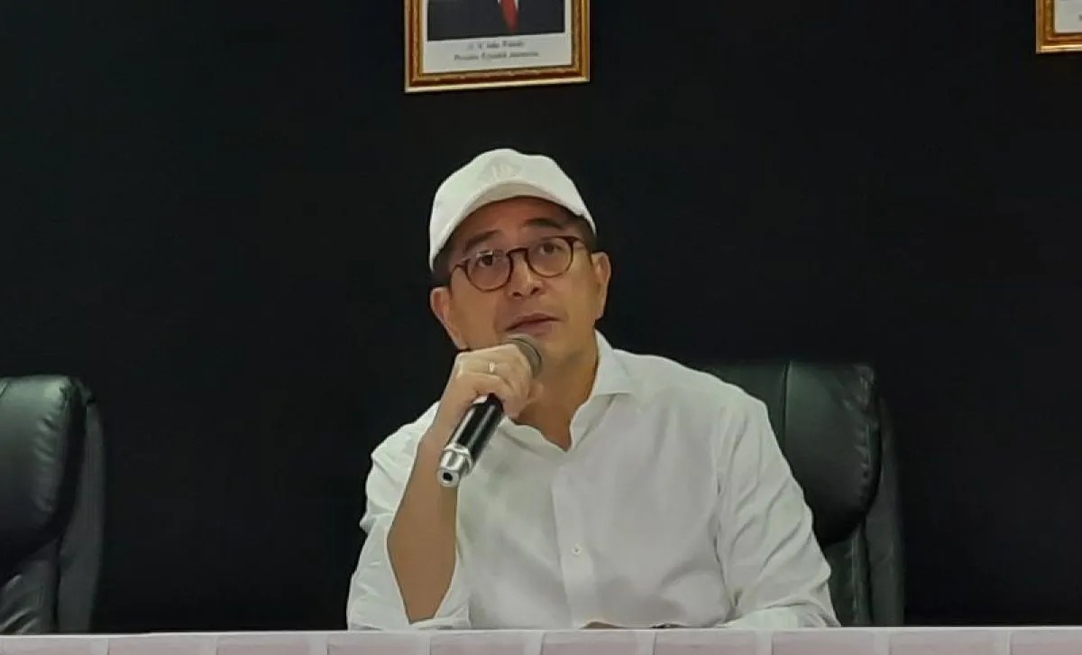 Ketua TPN Ganjar Presiden, Arsjad Rasjid, memberi keterangan kepada wartawan terkait penunjukan dua deputi di Gedung High End, Jakarta Pusat, Rabu (11/10/2023).  Foto: Antara