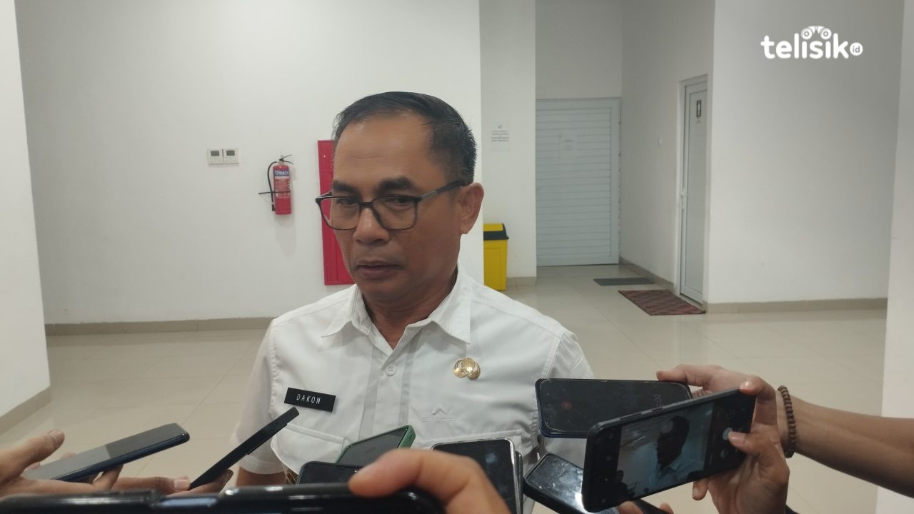 Mahal dan langkanya gas LPG 3 Kg mendapat perhatian dari Kepala Dinas Perdagangan, Koperasi dan UMKM Kota Kendari, Alda Kesutan Lapae. Foto: Nur Khumairah/Telisik