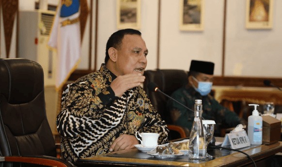 Ketua KPK, Firli Bahuri, tak memenuhi panggilan penyidik Polda Metro Jaya terkait kasus dugaan pemerasan pimpinan KPK terhadap mantan Menteri Pertanian, Syahrul Yasin Limpo, pada Jumat (20/10/2023). Foto: Ist.