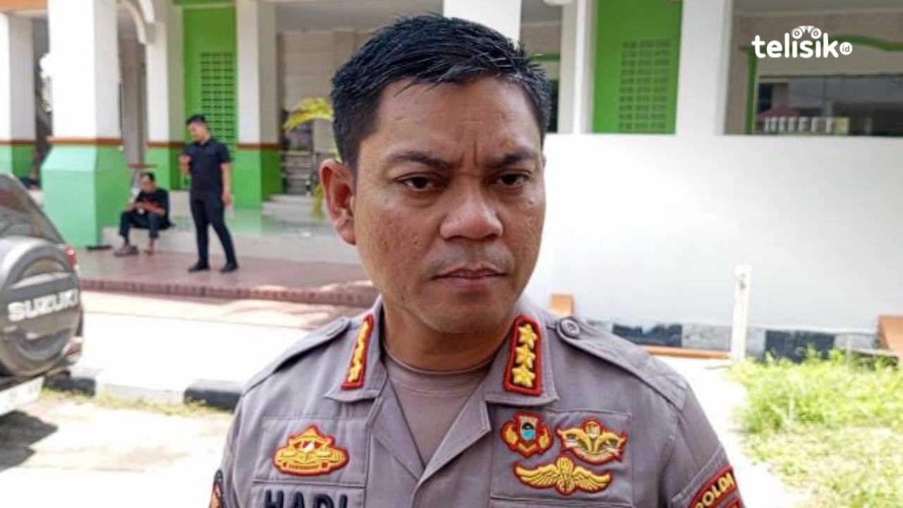 Kabid Humas Polda Sumatera Utara, Kombes Pol Hadi Wahyudi ketika memberikan penjelasan kasus tersangka menembak senjata api dan viral. Foto: Reza Fahlefy/Telisik