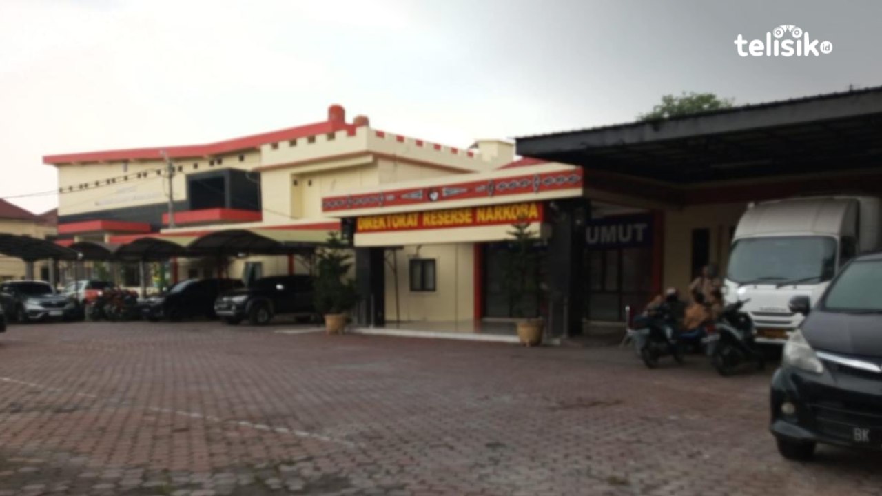 Kantor Direktorat Reserse Narkoba Polda Sumatera Utara tempat pelaku diamankan dan diproses hukum. Foto: Reza Fahlefy/Telisik