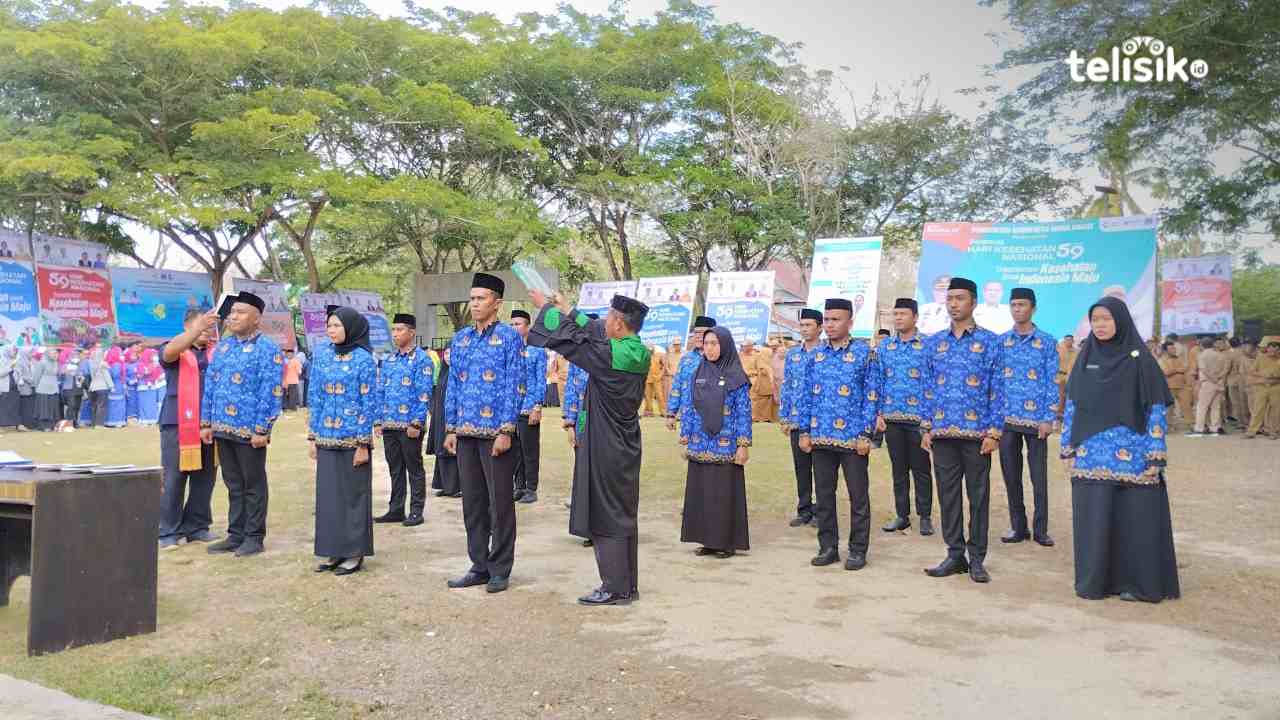 18 PPPK tenaga teknis di lingkup Kabupaten Muna Barat resmi dilantik. Foto: Putri Wulandari/Telisik