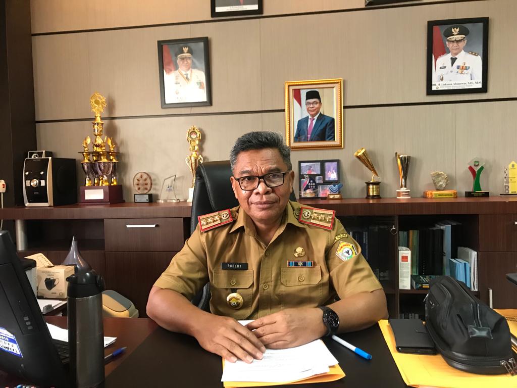 Kepala Dinas Bappeda Sulawesi Tenggara, J Robert Maturbongs. Foto: Ist.