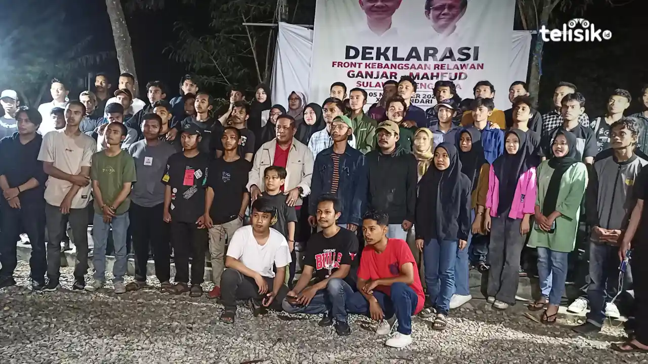 Pemuda milenial (Gen Z), saat deklarasi Ganjar - Mahfud. Foto: Ahmad Jaelani/Telisik