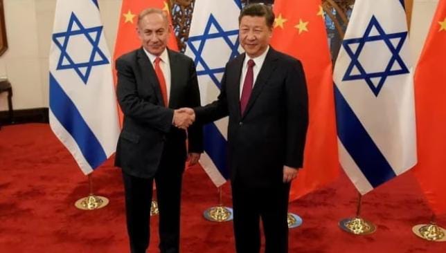 Hubungan antara Israel dan China menjadi tegang selama perang Israel dan Palestina berlangsung, Menteri Luar Negeri China, Wang Yi, mengkritik tindakan Israel melampaui lebih dari sekadar membela diri di Gaza. Foto: Viva.co.id