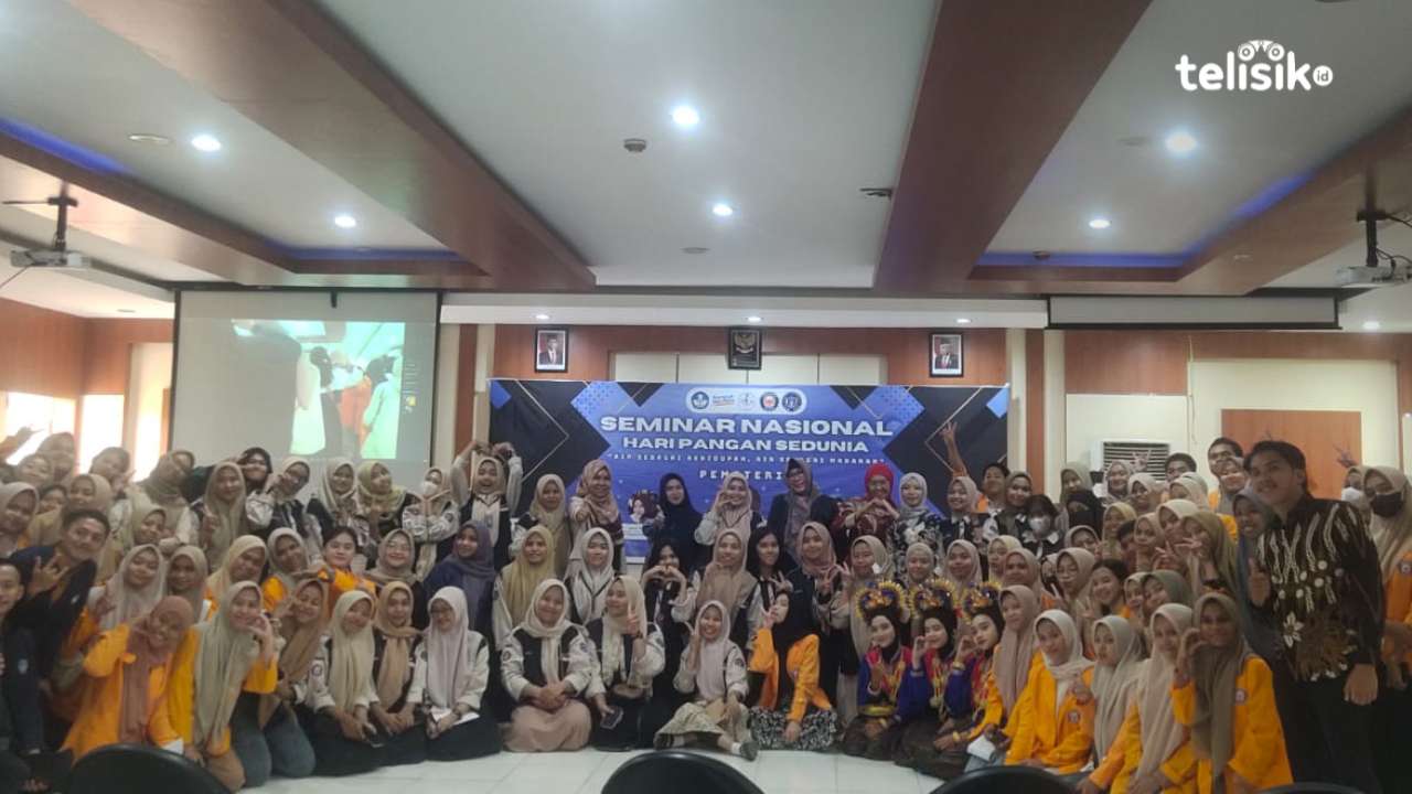 Mahasiswa Program Studi Gizi FMIPA UHO melaksanakan seminar nasional dalam rangka memperingati hari pangan sedunia. Foto: Erni Yanti/Telisik
