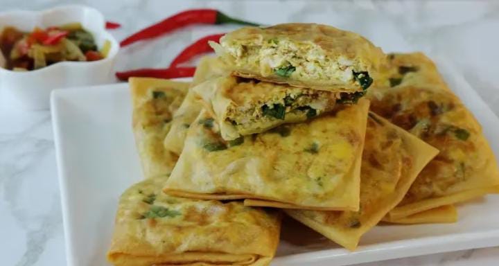 Martabak tahu adalah camilan yang sangat mudah dibuat dan bahannya terbilang simpel. Foto: Fimela.com