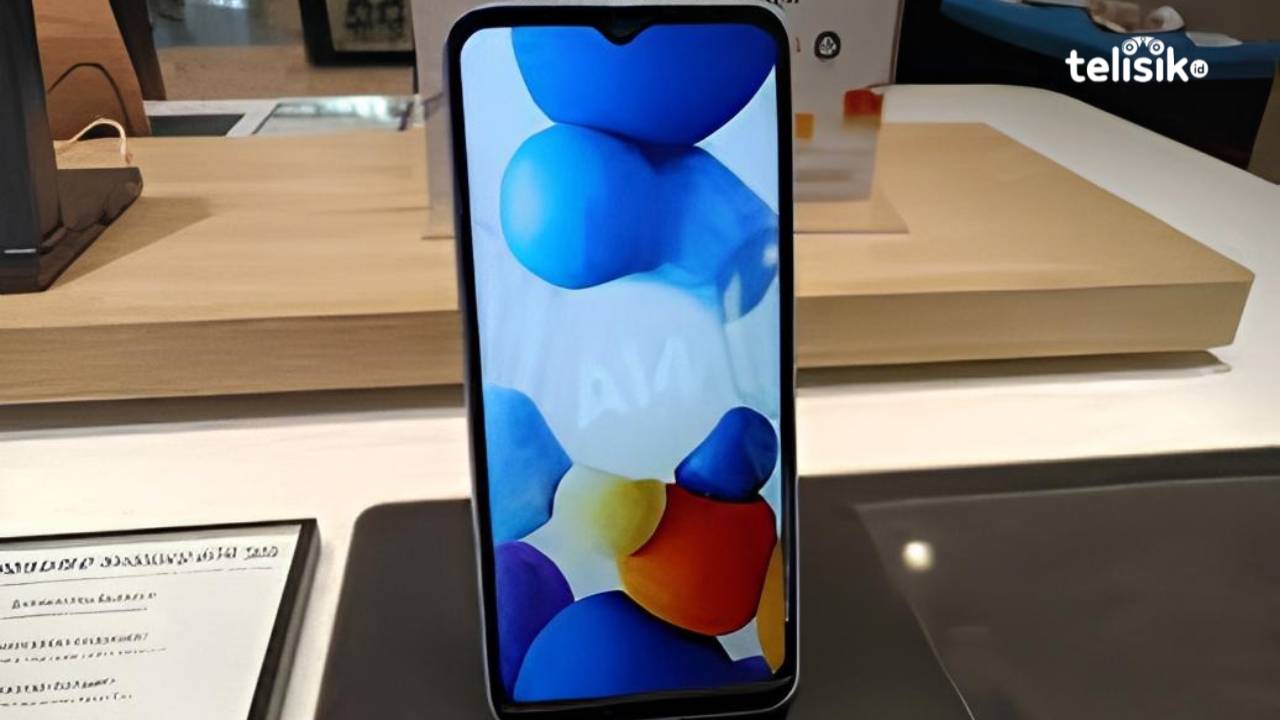 Samsung Galaxy A14 5G, HP 5G yang mulai turun harga. Foto: Ahmad Badaruddin/Telisik