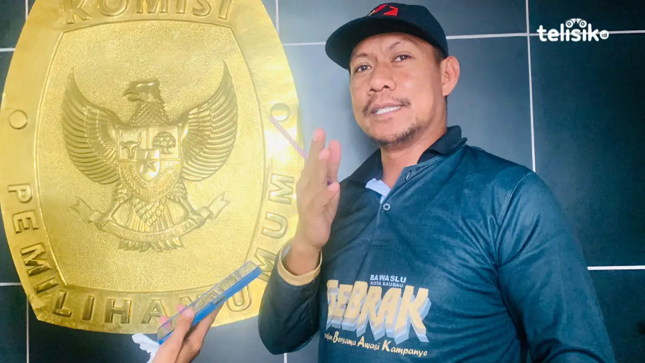 Ketua Bawaslu Kota Baubau, Sarmin mengatakan, hingga saat ini belum ditemukan pelanggaran netralitas ASN jelang Pemilu 2024. Foto: Elfinasari/Telisik